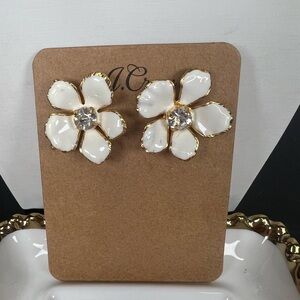 #25 J. CREW White Floral Crystal Center Statement Earrings -
